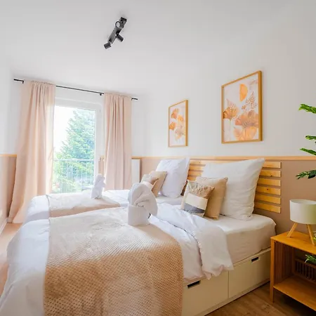Daire Moderne 2-zimmer-wohnung In Zentraler Lage In Mit Balkon & Arbeitsplatz Wuppertal