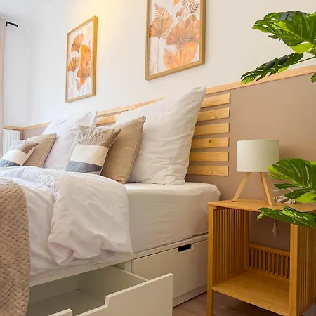 Moderne 2-zimmer-wohnung In Zentraler Lage In Mit Balkon & Arbeitsplatz * Wuppertal