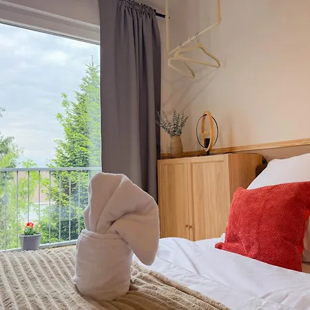 Moderne 2-zimmer-wohnung In Zentraler Lage In Mit Balkon & Arbeitsplatz *